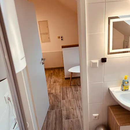 Appartamento Felix Living 9, Parkplatz, 4 Betten, Ruhig & Gepflegt *