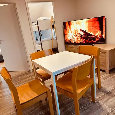 Felix Living 9, Modern & Cozy, 3 Wohnung, Parkplatz